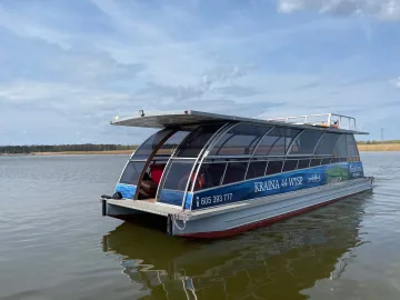 Rejs tramwajem wodnym Wodniczka lub Szuwarka po Krainie44 wysp