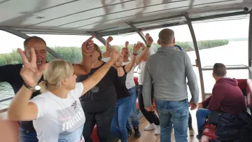 Rejs tramwajem wodnym Wodniczka lub Szuwarka po Krainie44 wysp